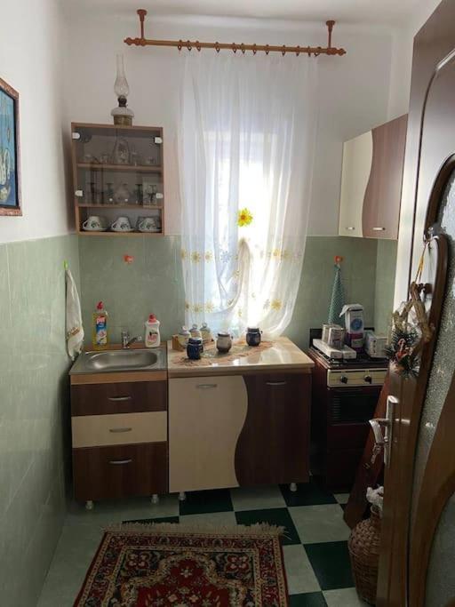 Вилла Casa- Viata La Tara Bucuresci Экстерьер фото
