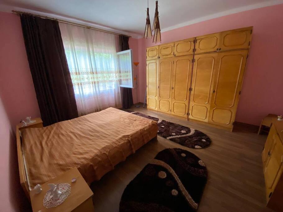 Вилла Casa- Viata La Tara Bucuresci Экстерьер фото